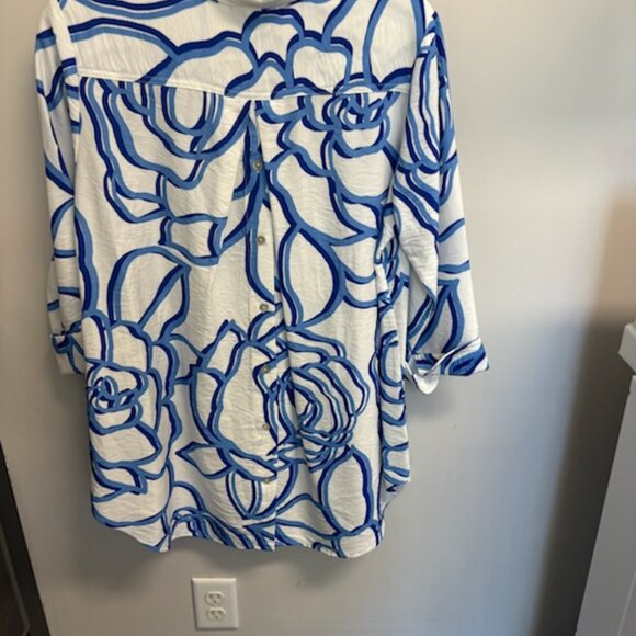 BOHO CHIC Button Front Blue and White Tunic Blouse Size Small - Picture 2 of 5